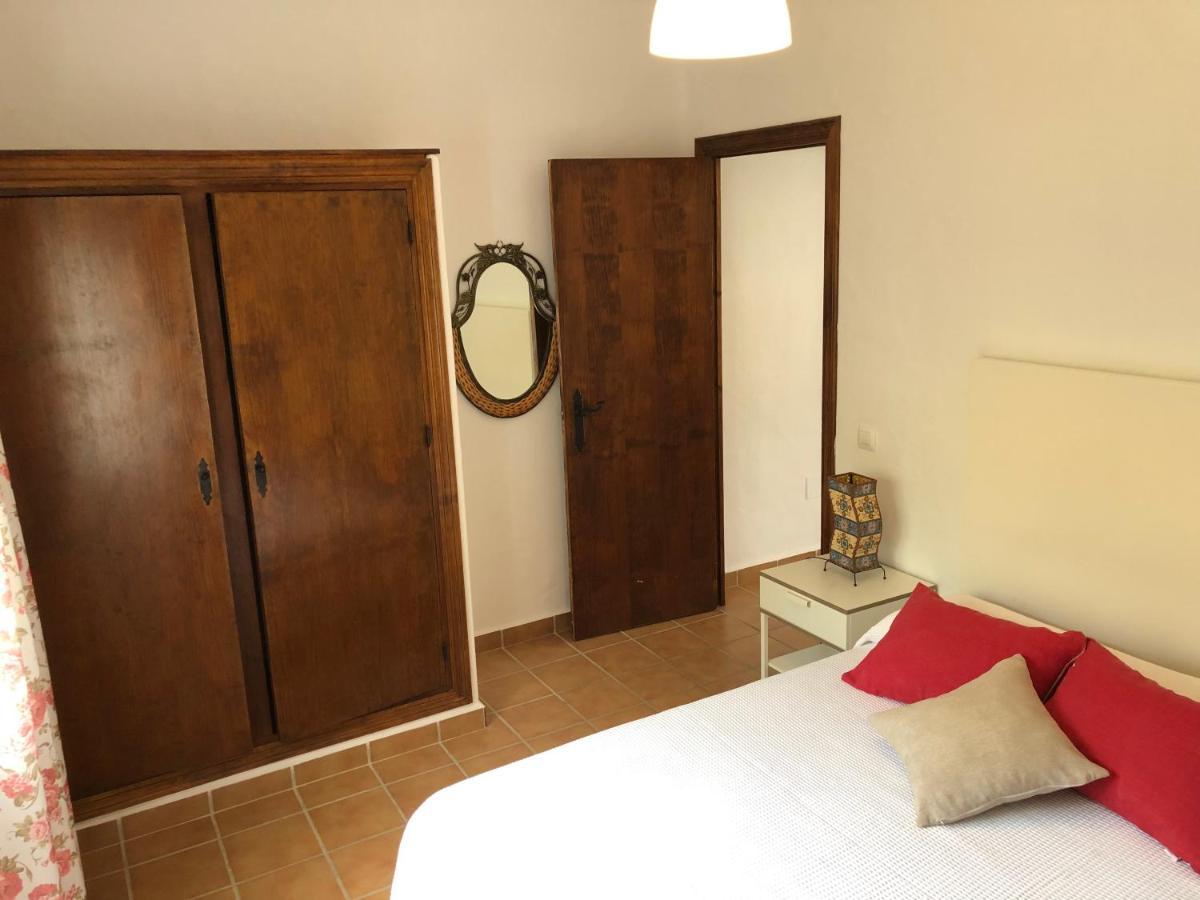 Apartamentos Cala Isabel Zahora Exteriér fotografie