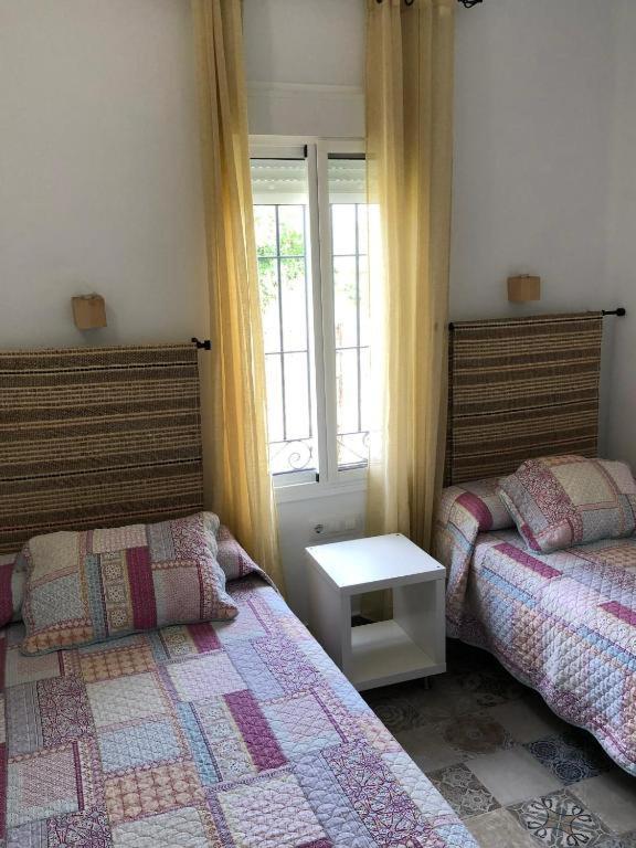 Apartamentos Cala Isabel Zahora Exteriér fotografie
