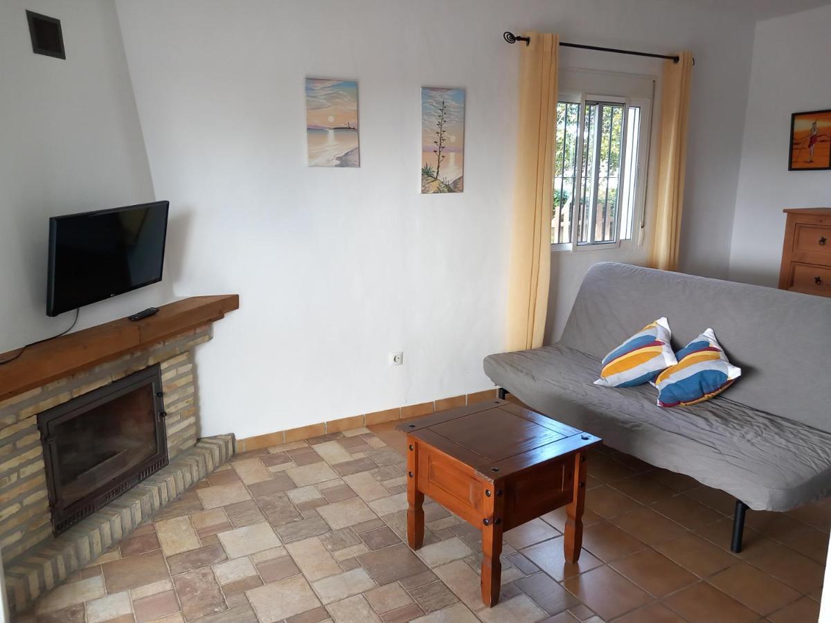 Apartamentos Cala Isabel Zahora Exteriér fotografie