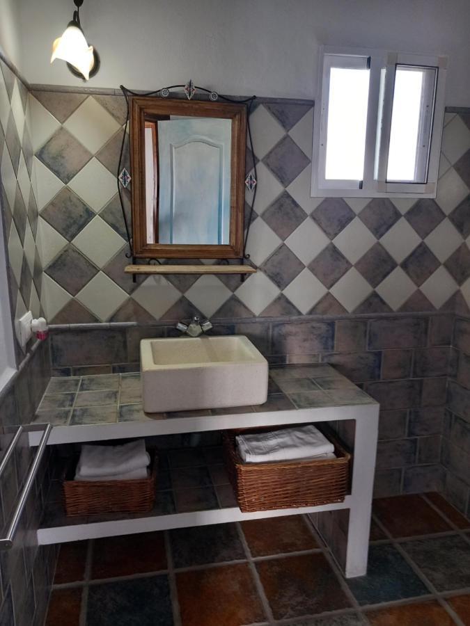 Apartamentos Cala Isabel Zahora Exteriér fotografie
